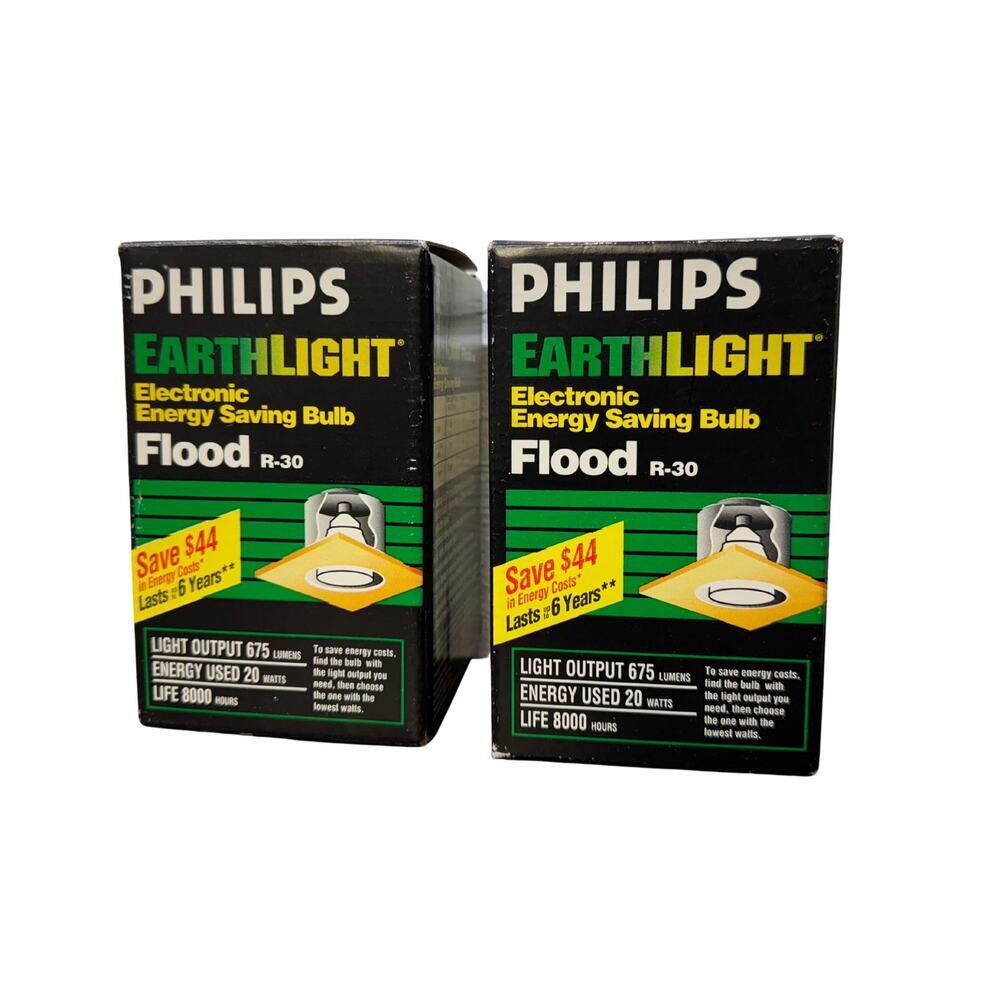 Lot of 2 Vintage New Old Stock phillips 675 lumen 20 watt earthlite r30